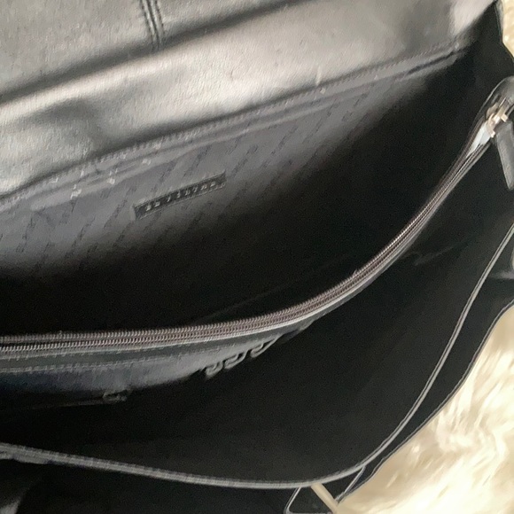 El portal black leather briefcase 💼 - Picture 3 of 9